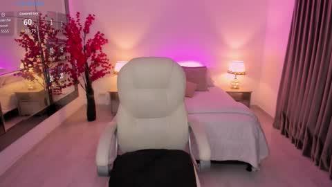 natasha_priston online show from February 3, 11:04 am