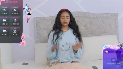 Snapshot of natasha_shine22 chatting on February 20, 8:39 am natasha_shine22 online show from February 20, 8:39 am
