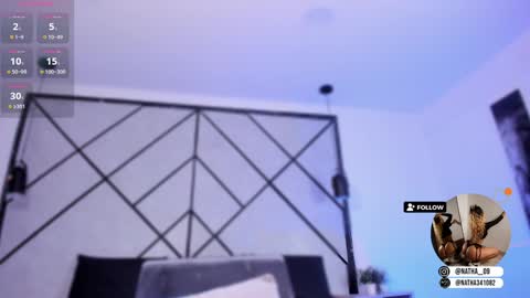 Snapshot of natasha_smith09 chatting on January 16, 11:27 pm Natasha Smith online show from January 16, 11:27 pm