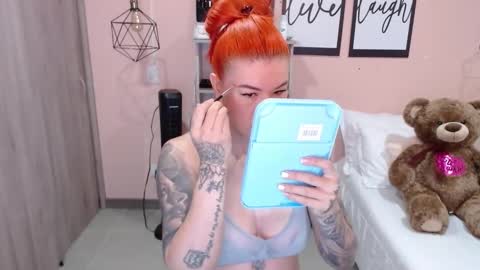 Snapshot of natasha_woo chatting on January 25, 11:02 am Nat online show from January 25, 11:02 am