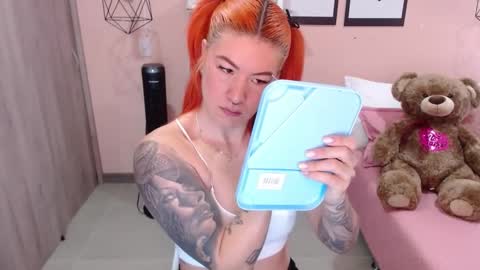 Snapshot of natasha_woo chatting on February 2, 2:13 pm Nat online show from February 2, 2:13 pm