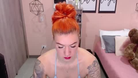 Snapshot of natasha_woo chatting on February 4, 12:55 pm Nat online show from February 4, 12:55 pm