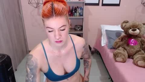 Snapshot of natasha_woo chatting on February 6, 11:21 am Nat online show from February 6, 11:21 am