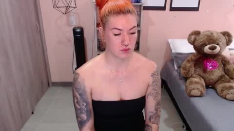 Snapshot of natasha_woo chatting on February 8, 8:21 pm Nat online show from February 8, 8:21 pm