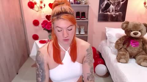 Snapshot of natasha_woo chatting on February 16, 7:27 pm Nat online show from February 16, 7:27 pm