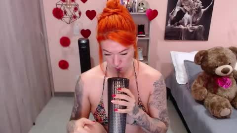 Snapshot of natasha_woo chatting on February 22, 4:40 pm Nat online show from February 22, 4:40 pm