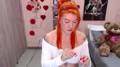 Snapshot of natasha_woo chatting on March 1, 11:06 am Nat online show from March 1, 11:06 am