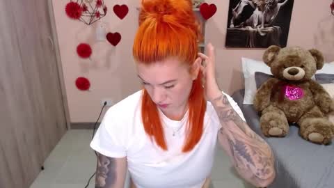 Snapshot of natasha_woo chatting on March 3, 12:04 am Nat online show from March 3, 12:04 am