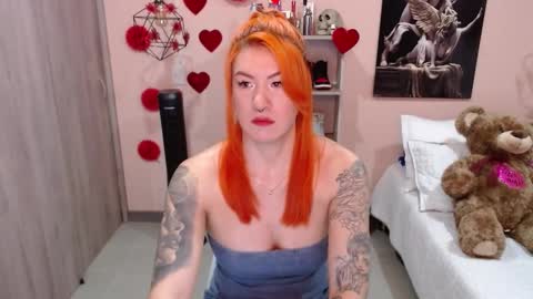 Snapshot of natasha_woo chatting on March 8, 10:43 am Nat online show from March 8, 10:43 am