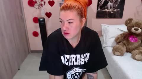 Snapshot of natasha_woo chatting on March 12, 12:42 am Nat online show from March 12, 12:42 am