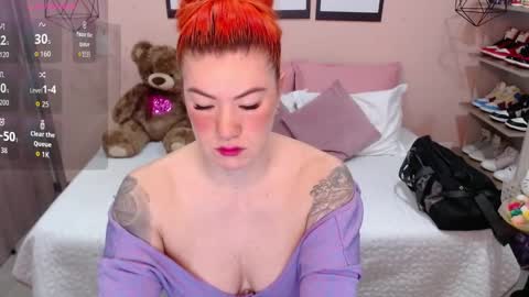 Snapshot of natasha_woo chatting on September 19, 10:16 am Nat online show from September 19, 10:16 am