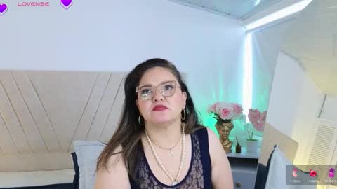 Snapshot of natashablade_ chatting on November 29, 11:57 am Natasha online show from November 29, 11:57 am