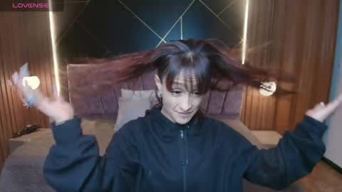 Snapshot of natashamason chatting on May 2, 7:19 pm Natasha Mason online show from May 2, 7:19 pm