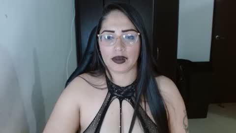 Natasha Smithe  online show from December 4, 1:59 am