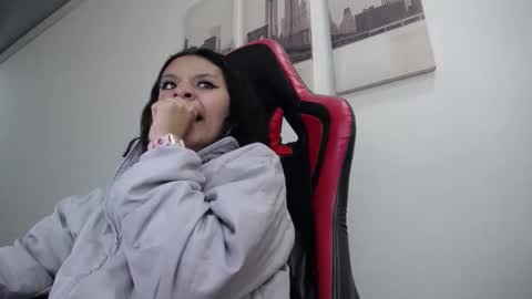 Natashax  online show from November 19, 6:19 pm