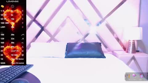 nathalia online show from September 10, 8:20 pm