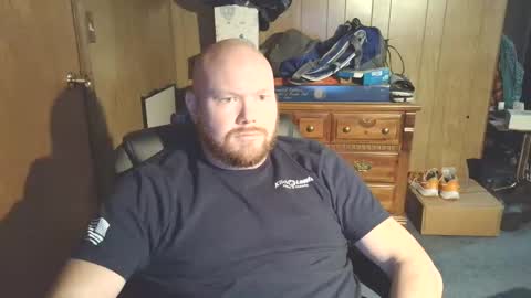 Snapshot of nate_b99 chatting on November 16, 8:47 pm Nate online show from November 16, 8:47 pm