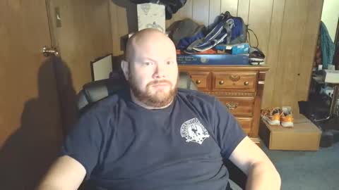 Snapshot of nate_b99 chatting on November 17, 11:43 pm Nate online show from November 17, 11:43 pm