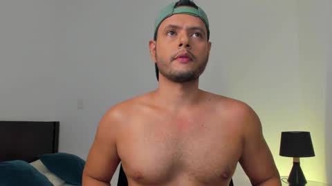 Snapshot of nate_ocean chatting on December 7, 9:50 am Nate Ocean online show from December 7, 9:50 am