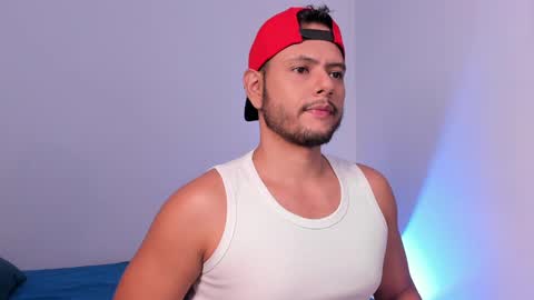 Snapshot of nate_ocean chatting on December 12, 3:10 am Nate Ocean online show from December 12, 3:10 am