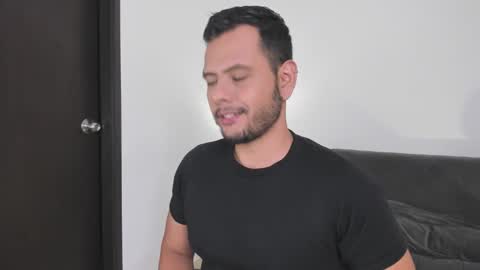 Snapshot of nate_ocean chatting on February 6, 3:16 am Nate Ocean online show from February 6, 3:16 am