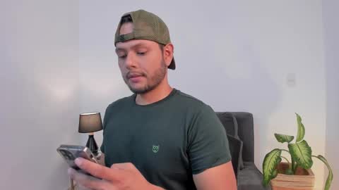 Snapshot of nate_ocean chatting on February 16, 11:26 pm Nate Ocean online show from February 16, 11:26 pm