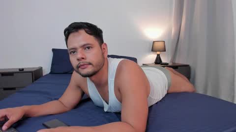 Snapshot of nate_ocean chatting on February 15, 2:52 am Nate Ocean online show from February 15, 2:52 am