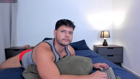 Snapshot of nate_ocean chatting on April 21, 4:19 am Nate Ocean online show from April 21, 4:19 am