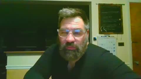 Snapshot of nateemkow chatting on January 27, 3:37 am lombardIL online show from January 27, 3:37 am