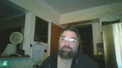 Snapshot of nateemkow chatting on February 13, 3:29 am lombardIL online show from February 13, 3:29 am
