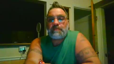 Snapshot of nateemkow chatting on August 1, 2:00 am lombardIL online show from August 1, 2:00 am