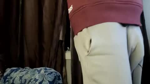 Snapshot of natesbigdick chatting on February 17, 11:20 pm natesbigdick online show from February 17, 11:20 pm