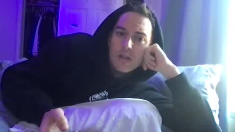 natetheexplorer online show from April 4, 6:49 pm