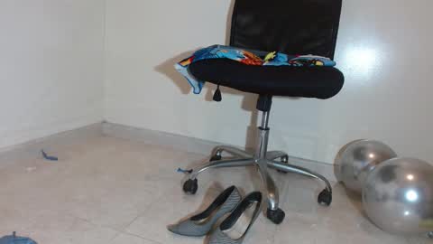 nath_dawson online show from September 23, 11:02 am