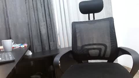 nath_dawson online show from July 31, 11:20 am
