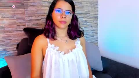 Snapshot of nath_redrex chatting on June 27, 11:21 pm Nath online show from June 27, 11:21 pm