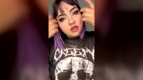 nathalia online show from July 23, 8:40 pm