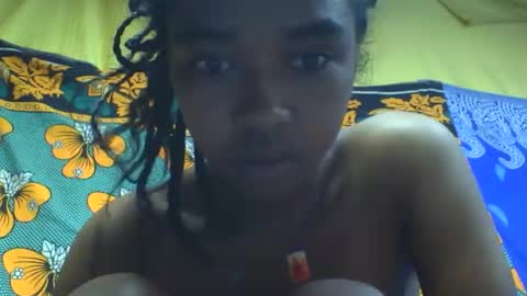 Snapshot of nathaaldy chatting on April 15, 3:02 am nathaaldy online show from April 15, 3:02 am