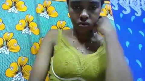 Snapshot of nathaaldy chatting on April 24, 2:58 am nathaaldy online show from April 24, 2:58 am