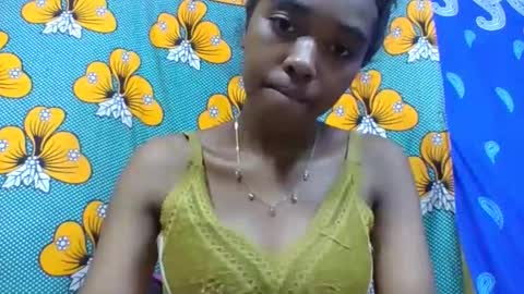 Snapshot of nathaaldy chatting on May 5, 10:12 am nathaaldy online show from May 5, 10:12 am