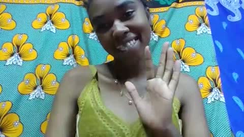 Snapshot of nathaaldy chatting on May 8, 3:06 pm nathaaldy online show from May 8, 3:06 pm