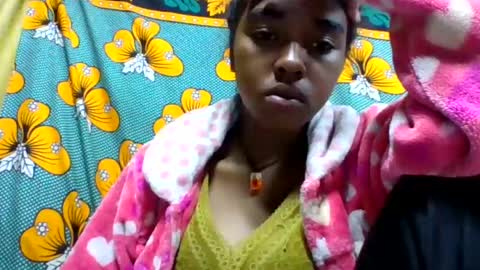 Snapshot of nathaaldy chatting on June 12, 2:43 am nathaaldy online show from June 12, 2:43 am