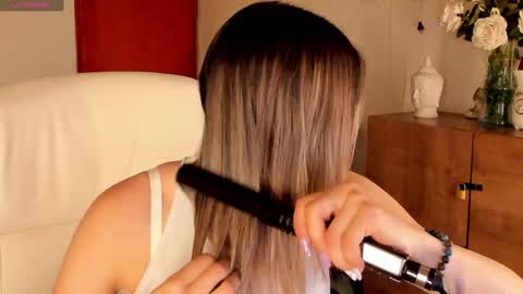 nathaly sky online show from January 15, 10:49 am