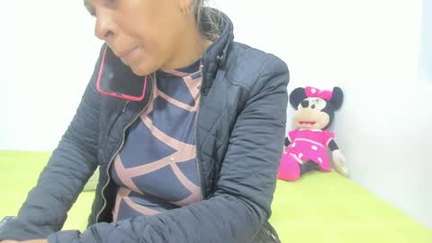 Snapshot of nathaliasmiith chatting on March 24, 3:00 am Nathalia online show from March 24, 3:00 am