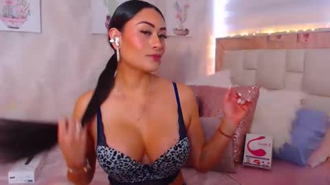 Nathalie Rose online show from September 21, 2:51 pm