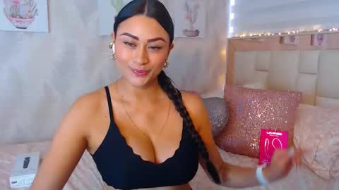 Nathalie Rose online show from March 27, 12:38 pm