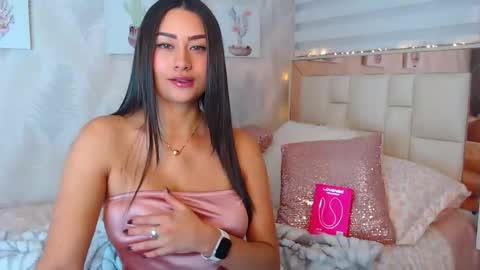 Nathalie Rose online show from April 17, 9:23 am