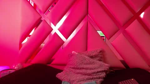 nathaly low online show from January 12, 12:23 pm