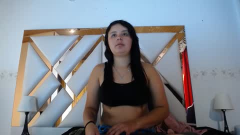 Snapshot of nathaly_low chatting on March 12, 1:17 pm nathaly low online show from March 12, 1:17 pm