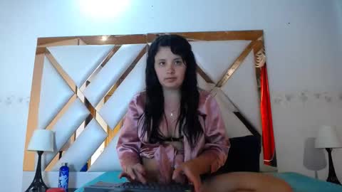 Snapshot of nathaly_low chatting on March 16, 1:04 pm nathaly low online show from March 16, 1:04 pm